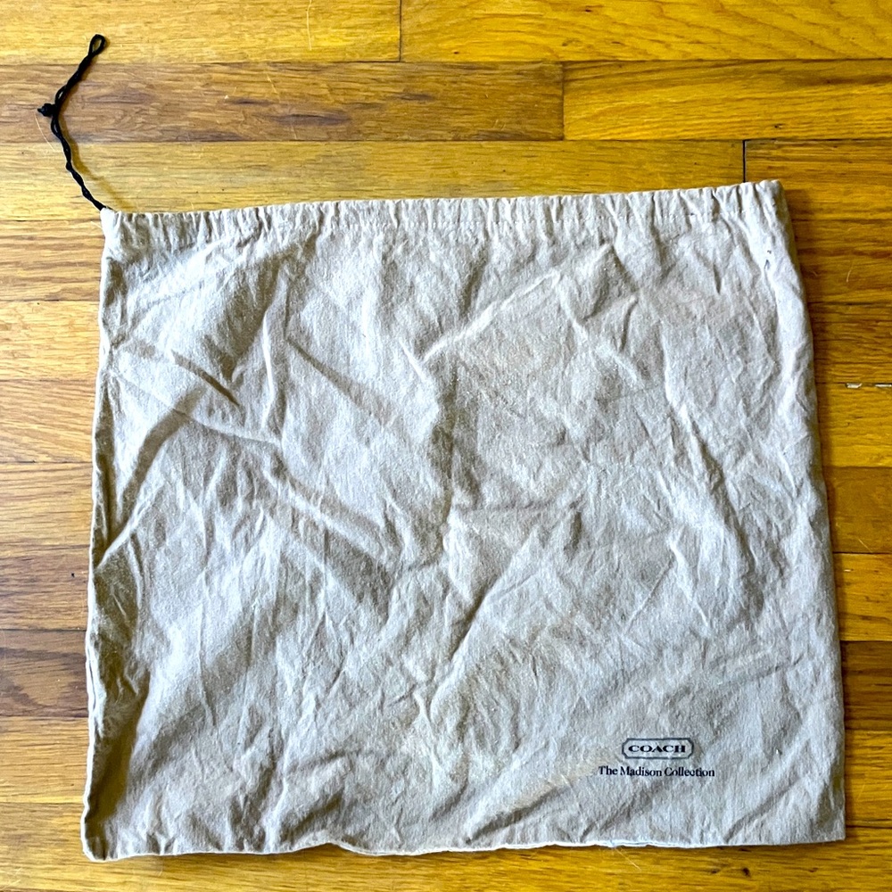 Coach Madison collection medium soft Beige Dust Bag- excellent condition. 1